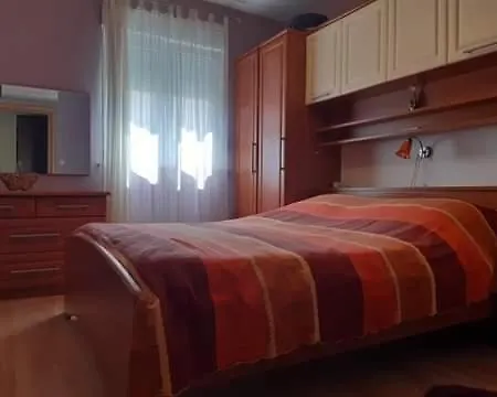 Apartment Apartman Lana